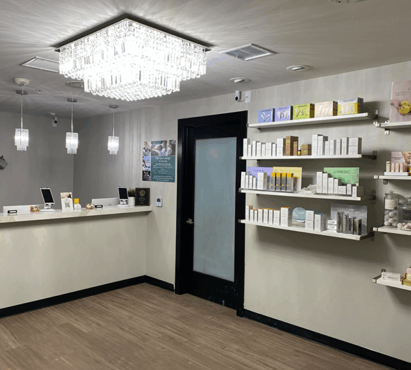 Holladay-spa-lounge-waiting-area