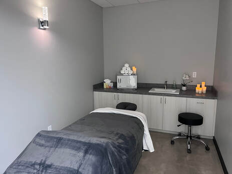 Pleasant Grove massage room
